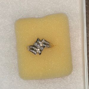 10 carat gold diamond ring